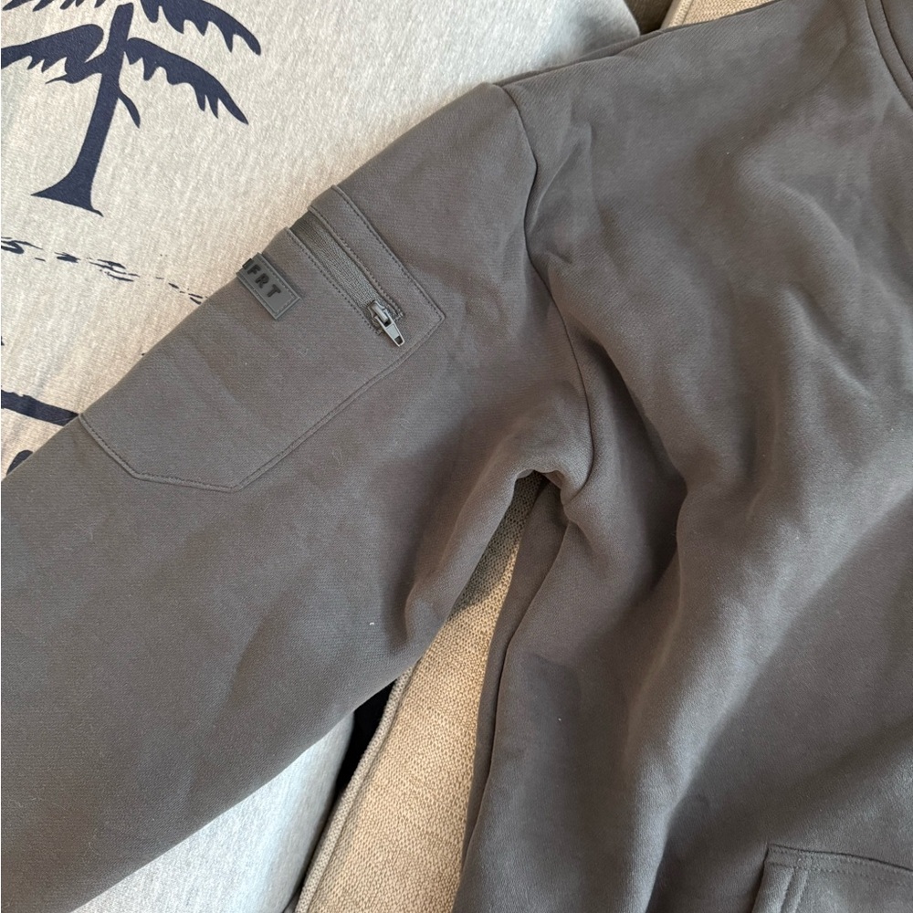 Comfort Airplane Mode Travel Sweatpants and Hoodie in Steel Grey - Picture 4 of 10